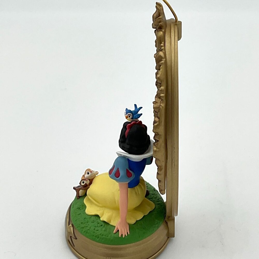 Hallmark Disney Snow White The Enchanted Memories Keepsake Vintage Ornament 1998 - Picture 6 of 10